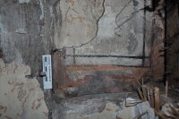 Befunderhebung in Bamberg, Fachwerkfassung unter jüngerem Putz mit Rollmuster Befunderhebung in Bamberg, Fachwerkfassung unter jüngerem Putz mit Rollmuster